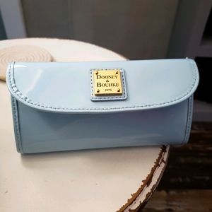 Dooney & Bourke Patent Continental Clutch